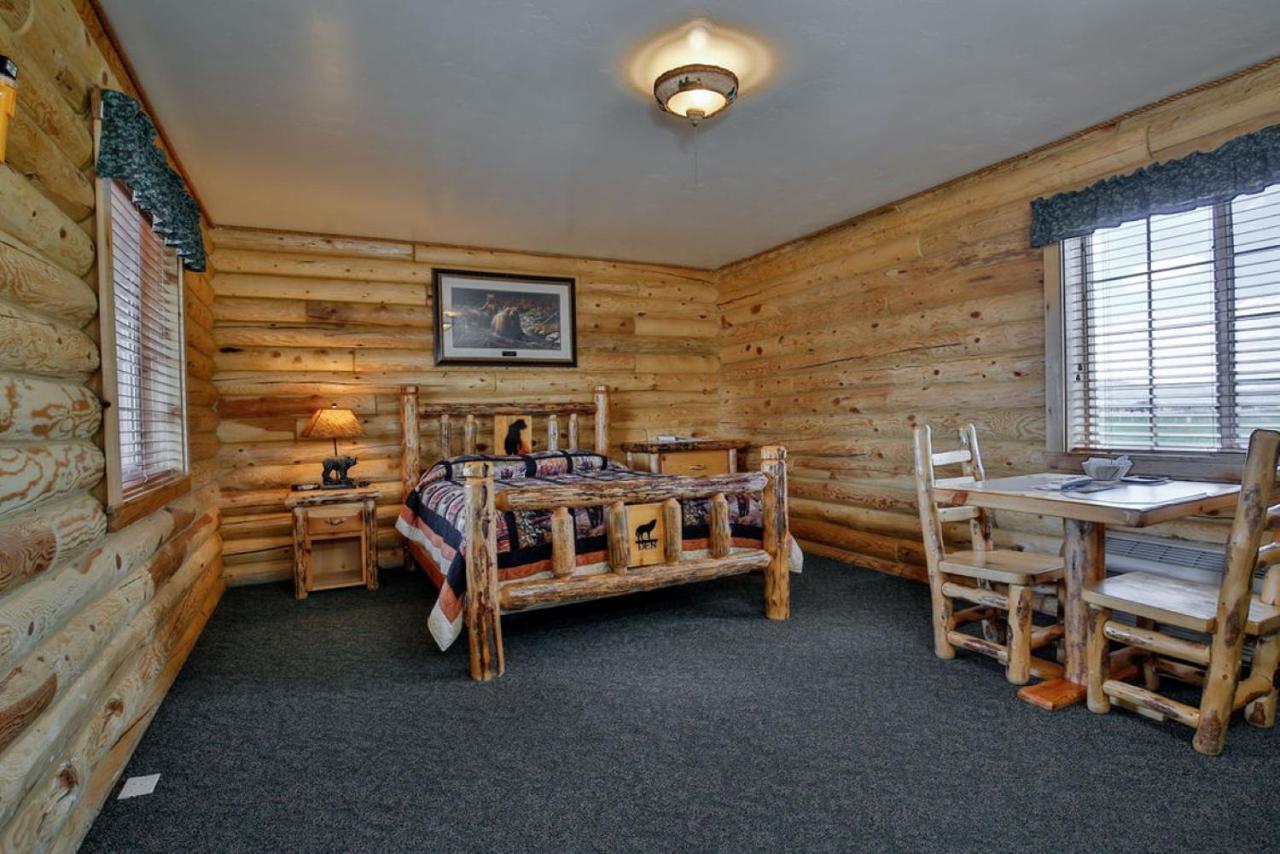 Thayne Wolf Den Log Cabin Motel And Rv Park المظهر الخارجي الصورة