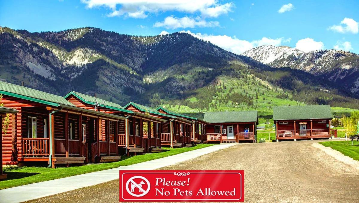 Thayne Wolf Den Log Cabin Motel And Rv Park المظهر الخارجي الصورة