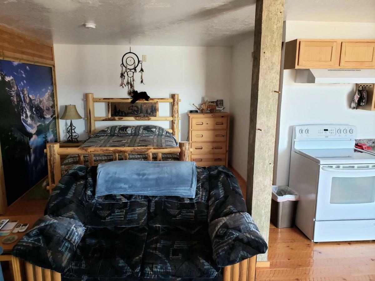 Thayne Wolf Den Log Cabin Motel And Rv Park المظهر الخارجي الصورة