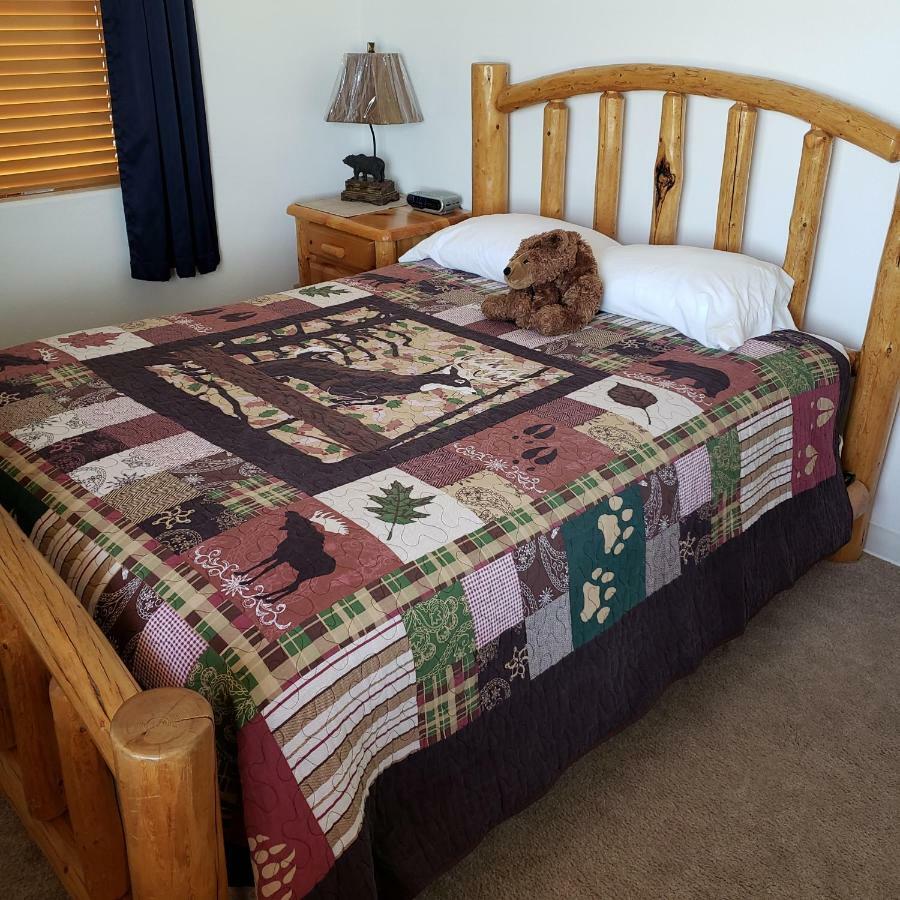 Thayne Wolf Den Log Cabin Motel And Rv Park المظهر الخارجي الصورة